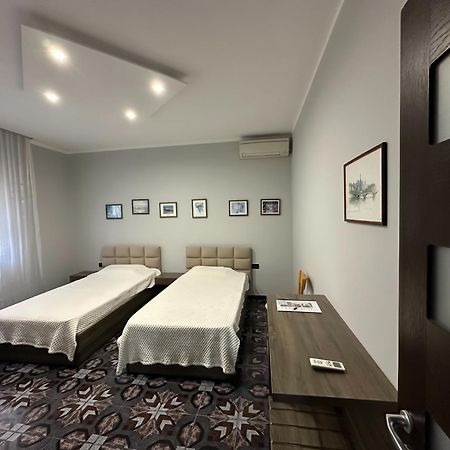 Royal Aparthotel Vlorë Екстериор снимка