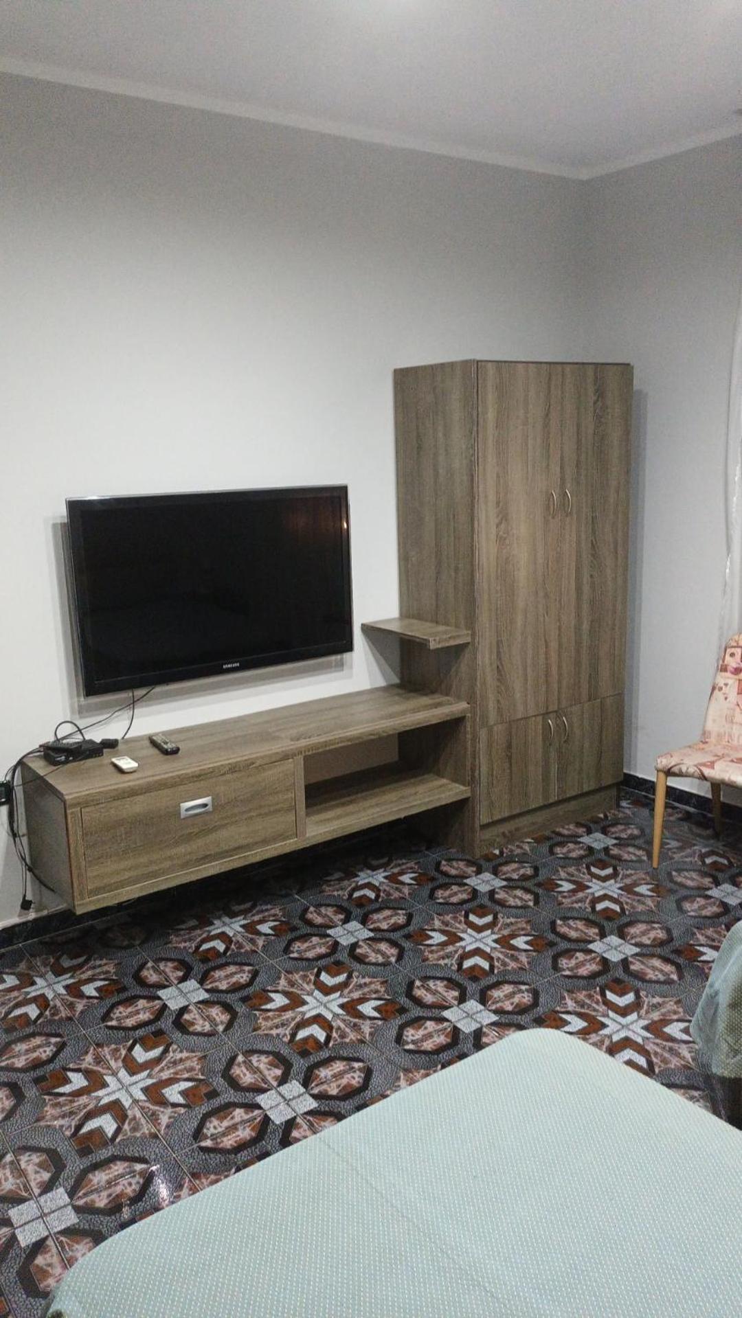 Royal Aparthotel Vlorë Екстериор снимка