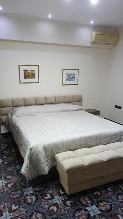 Royal Aparthotel Vlorë Екстериор снимка